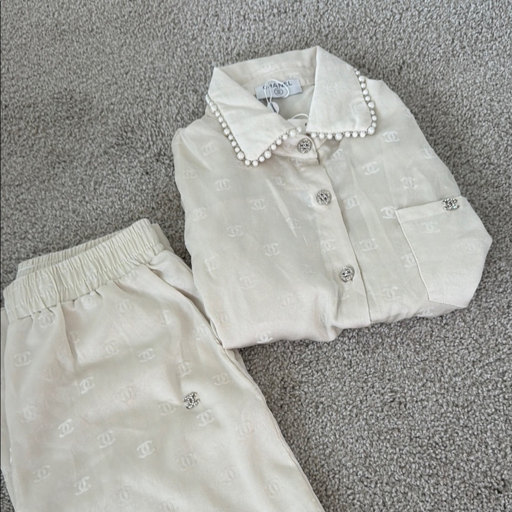 Chanel Logo-Embossed Pearl-Trim Pajama Set XS-S